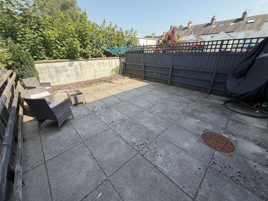 Property photo 2 of 16