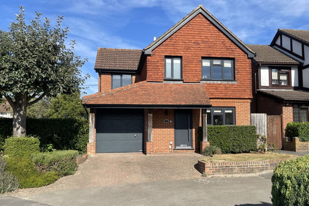 Property photo 1 of 45