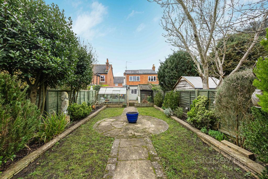 Property photo 3 of 27