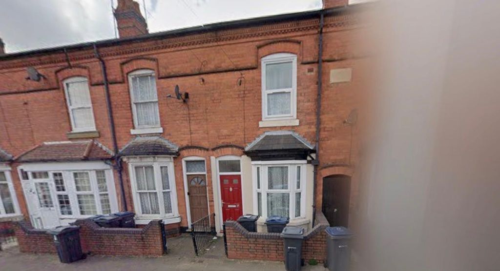 Property photo 1 of 1 Front