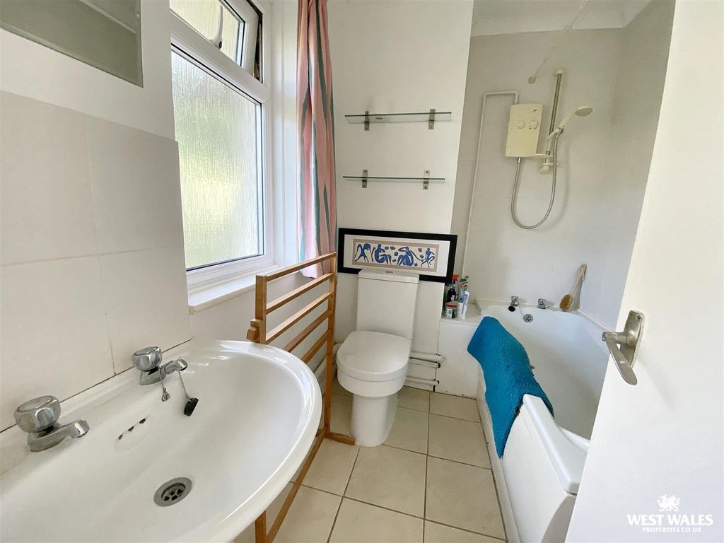 Additional image 10 of 2 bed flat for saleDevon Court, Freshwater East, Pembroke SA71