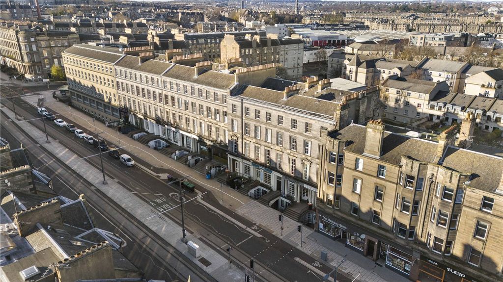 Property photo 1 of 16 Location