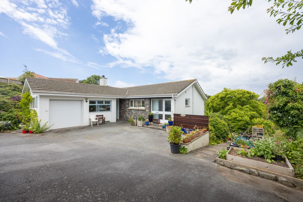 Property photo 1 of 20