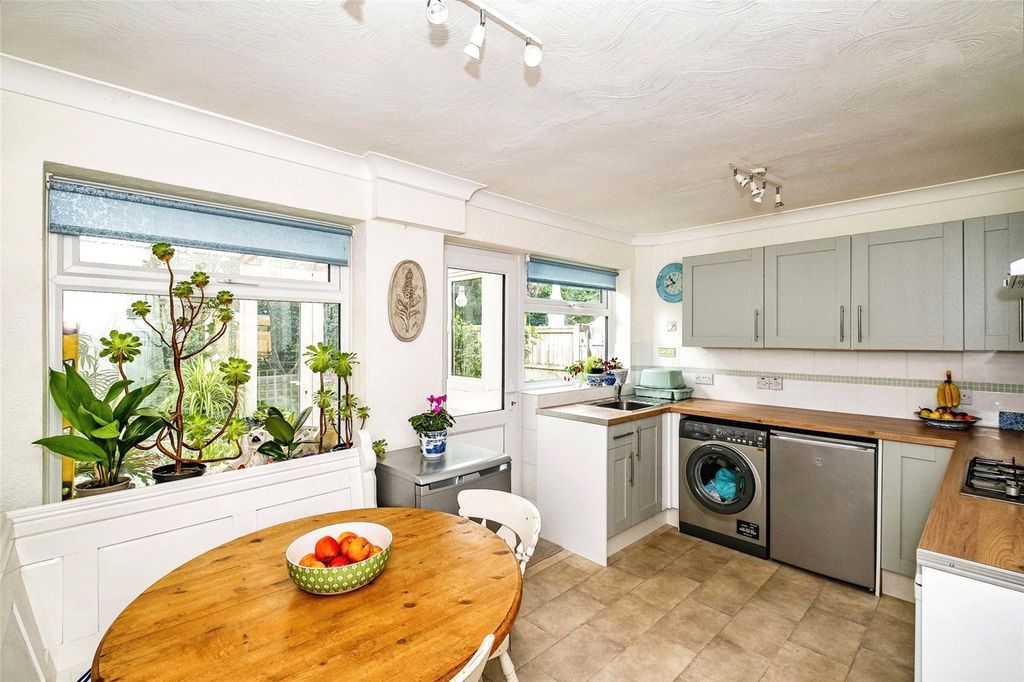 Property photo 2 of 15 Kitchen