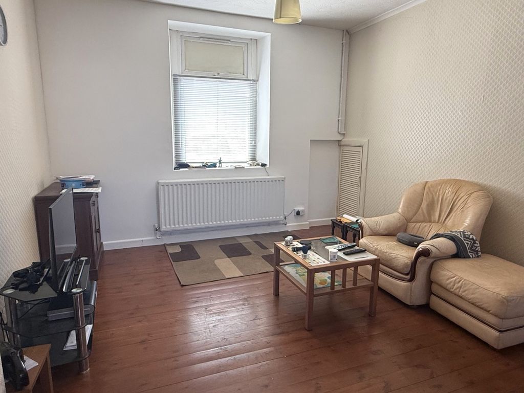 Property photo 3 of 11 Not Specified