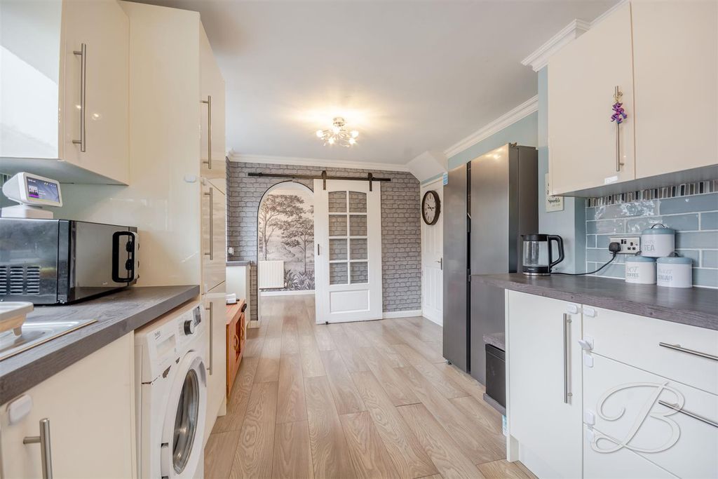 Property photo 3 of 28 Ccltd-8.Jpg