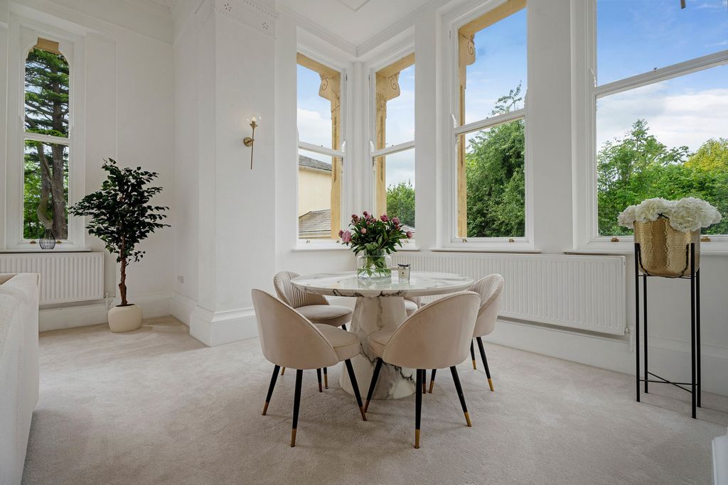 Additional image 14 of 2 bed flat for saleCopps Road Leamington Spa, Warwickshire CV32
