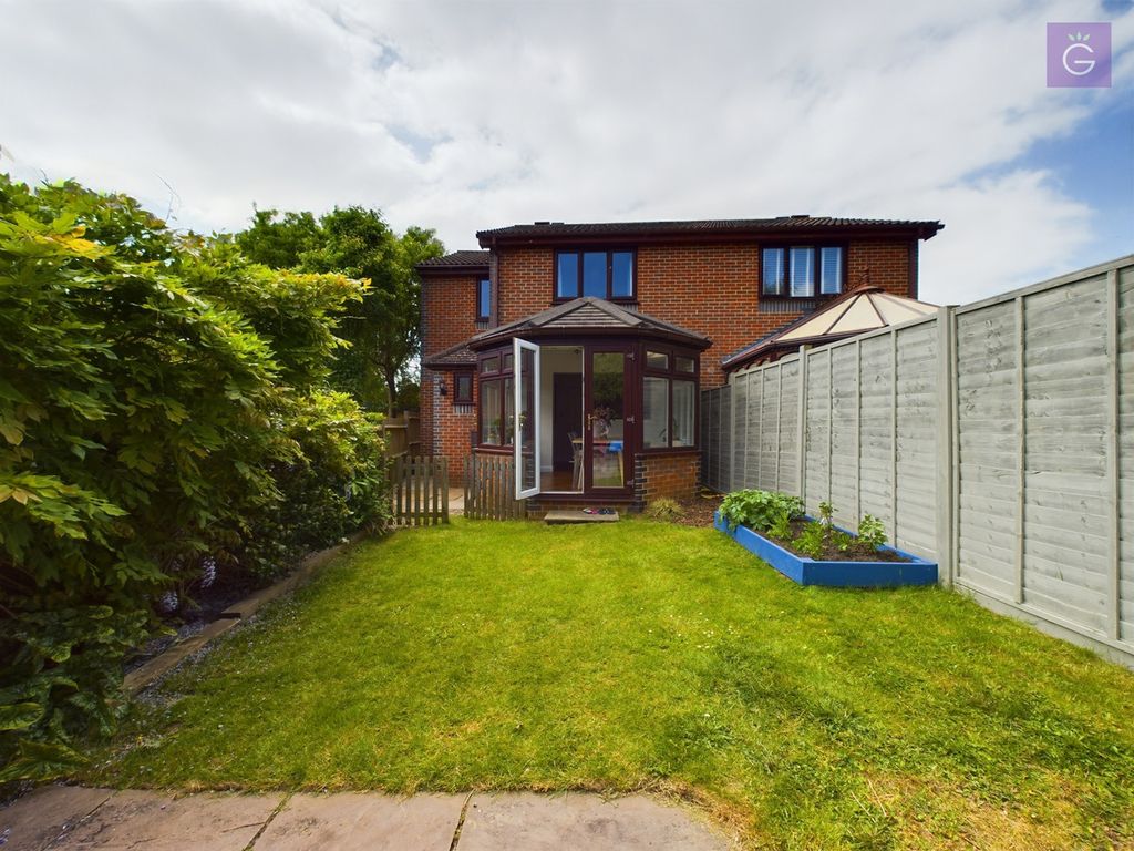 Property photo 2 of 23