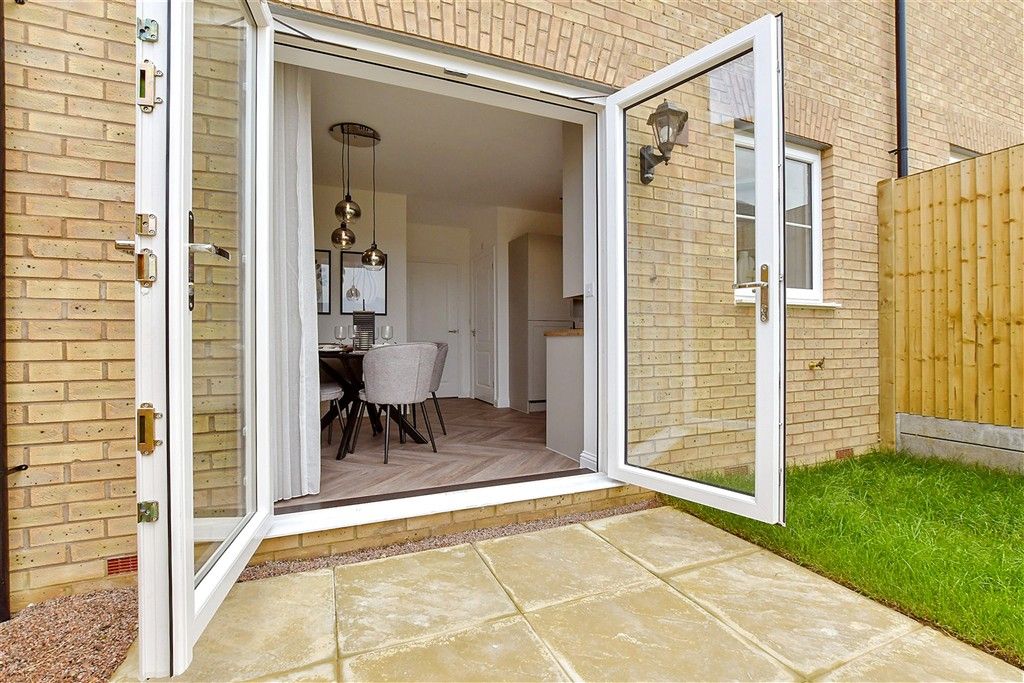 Property photo 1 of 14 External Lifestyle Photograph