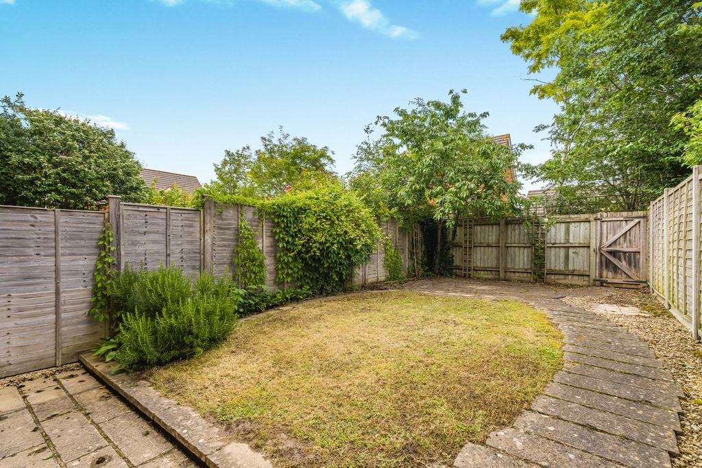 Property photo 3 of 18