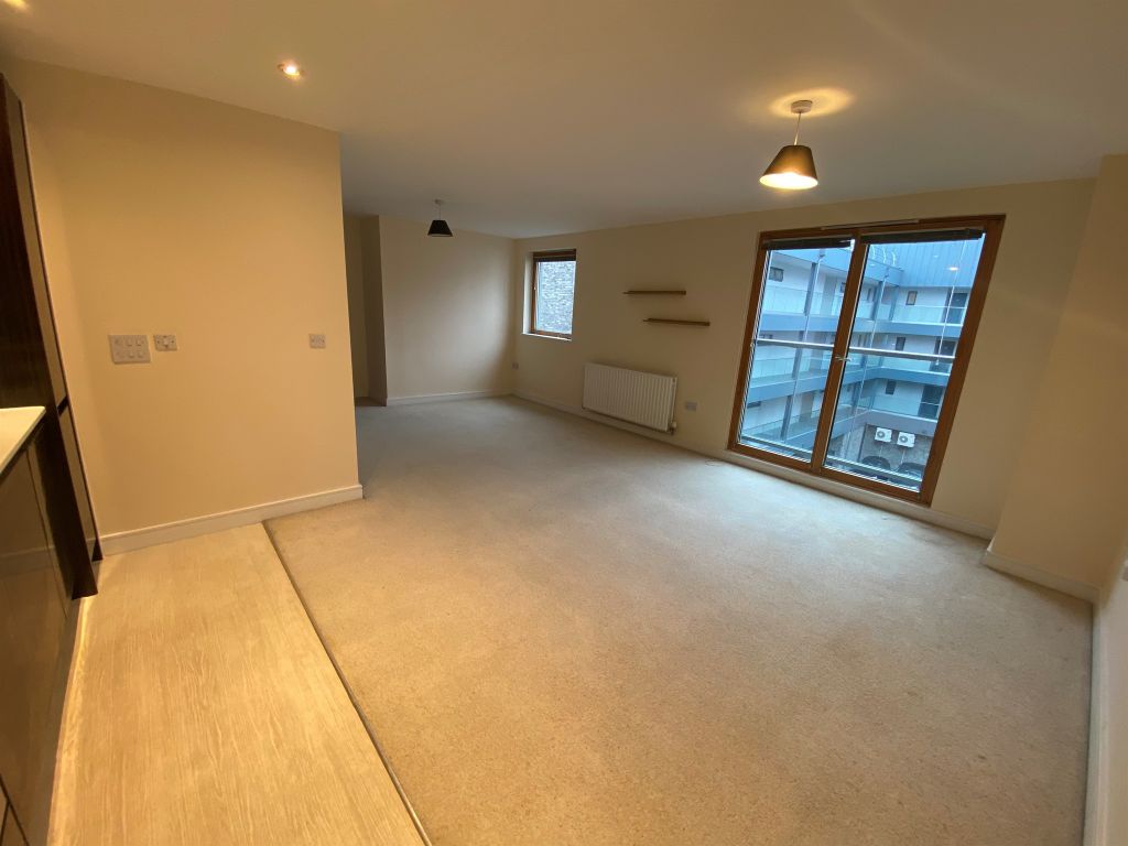 Property photo 3 of 24