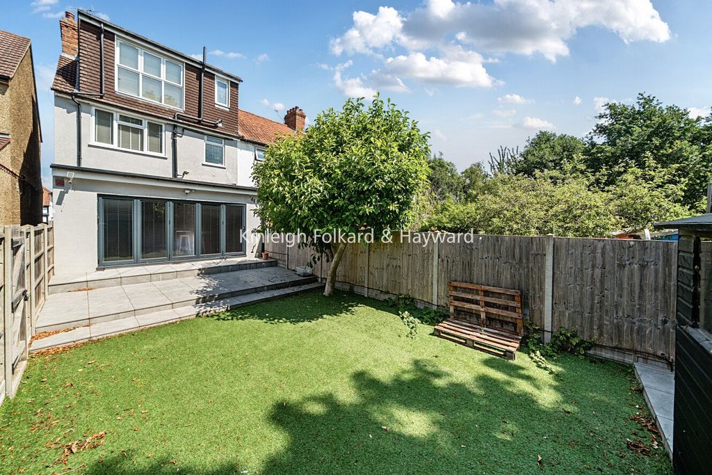 Property photo 3 of 16 Picture No. 03