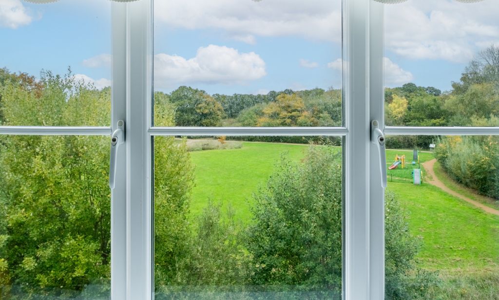 Property photo 1 of 17 Picture No. 22