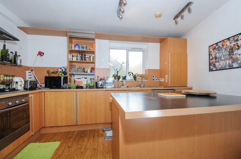 Property photo 2 of 6 Picture No. 02