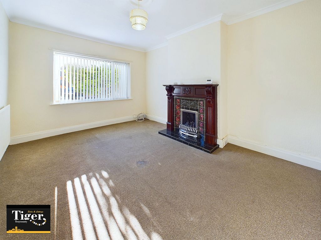 Property photo 3 of 13 Cam02176G0-Pr0470-Still001