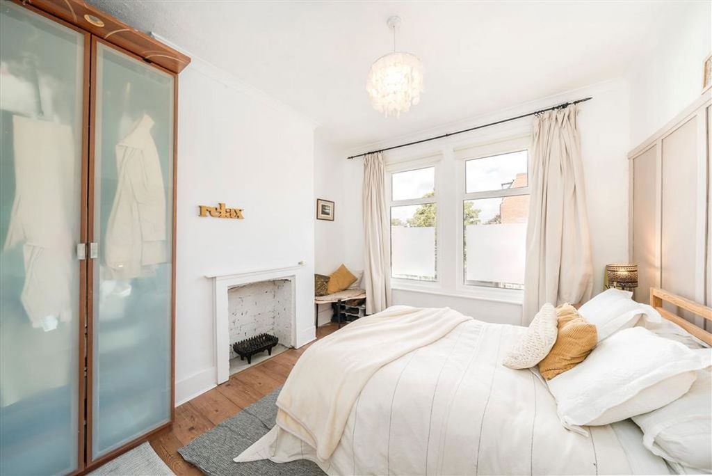 Property photo 2 of 5