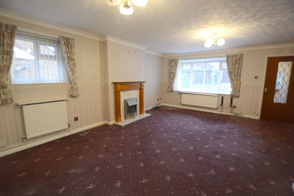 Property photo 2 of 15 Photo 38