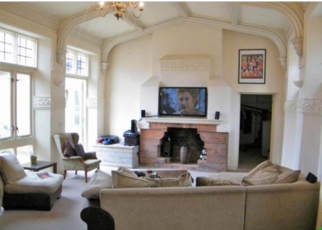 Property photo 2 of 7