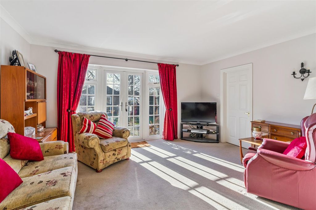 Property photo 3 of 18 Dsc05593-7Aed381Ad5367c20093789Aeb1201Ccf.Jpg