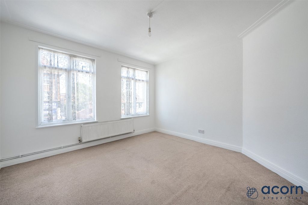 Property photo 1 of 9 Picture No. 06