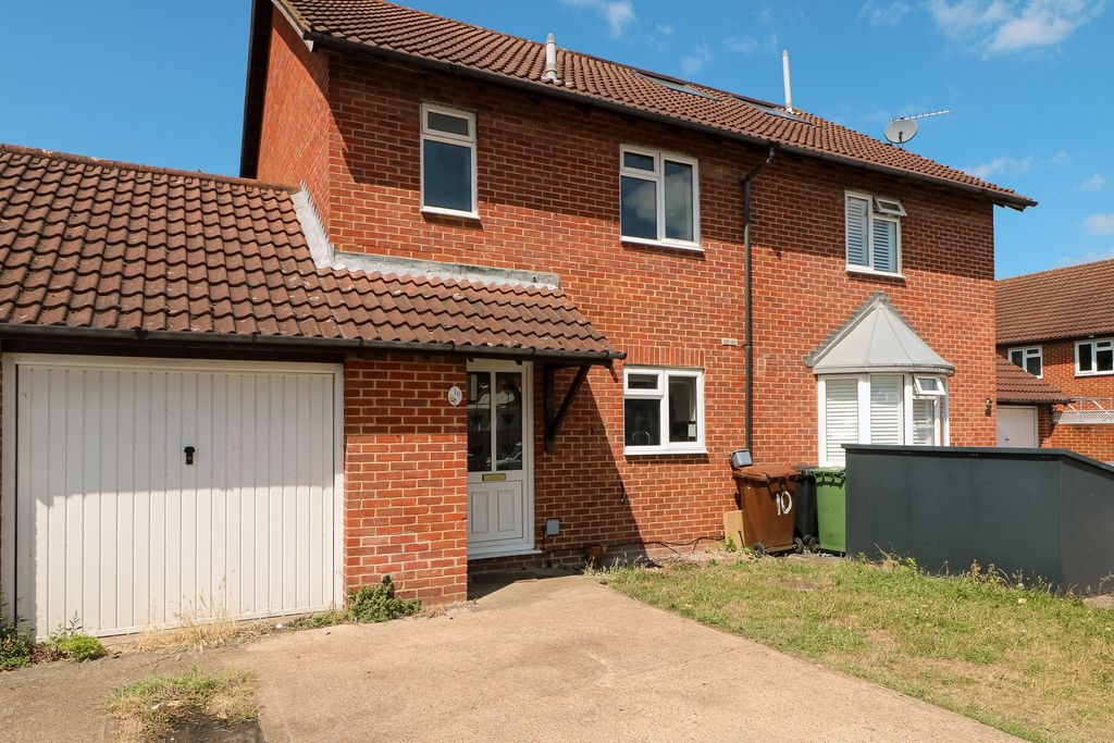 Property photo 1 of 18