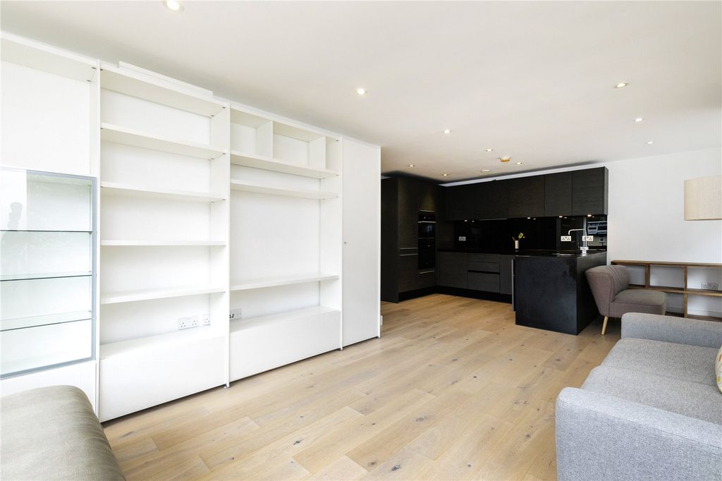 Property photo 3 of 15 Picture No. 05