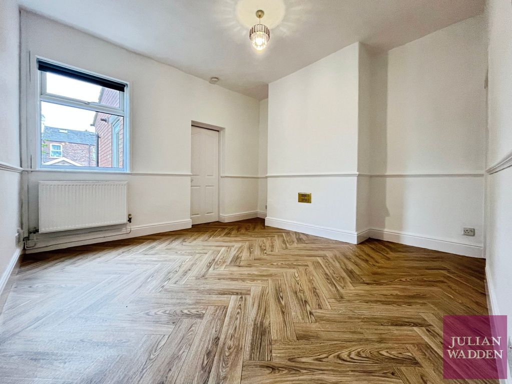 Property photo 3 of 11 Picture 3