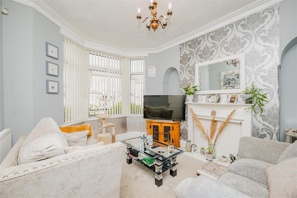 Property photo 2 of 26 P1413460.Jpg