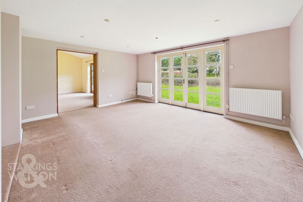 Property photo 3 of 38