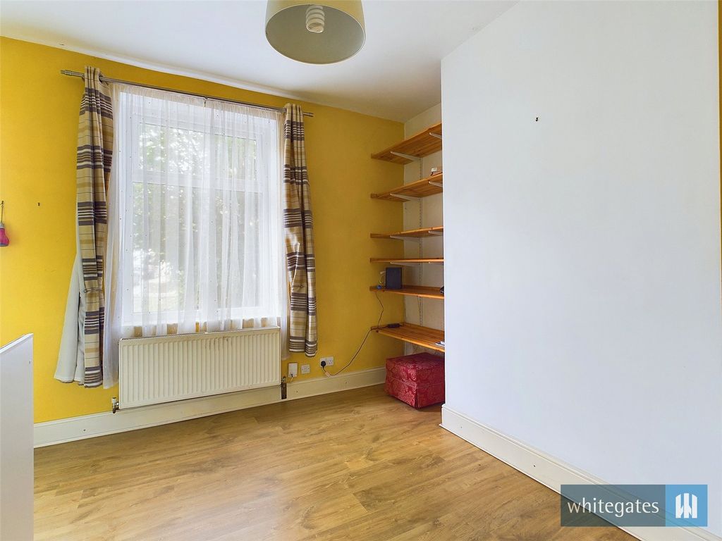 Property photo 2 of 10 Picture No. 03