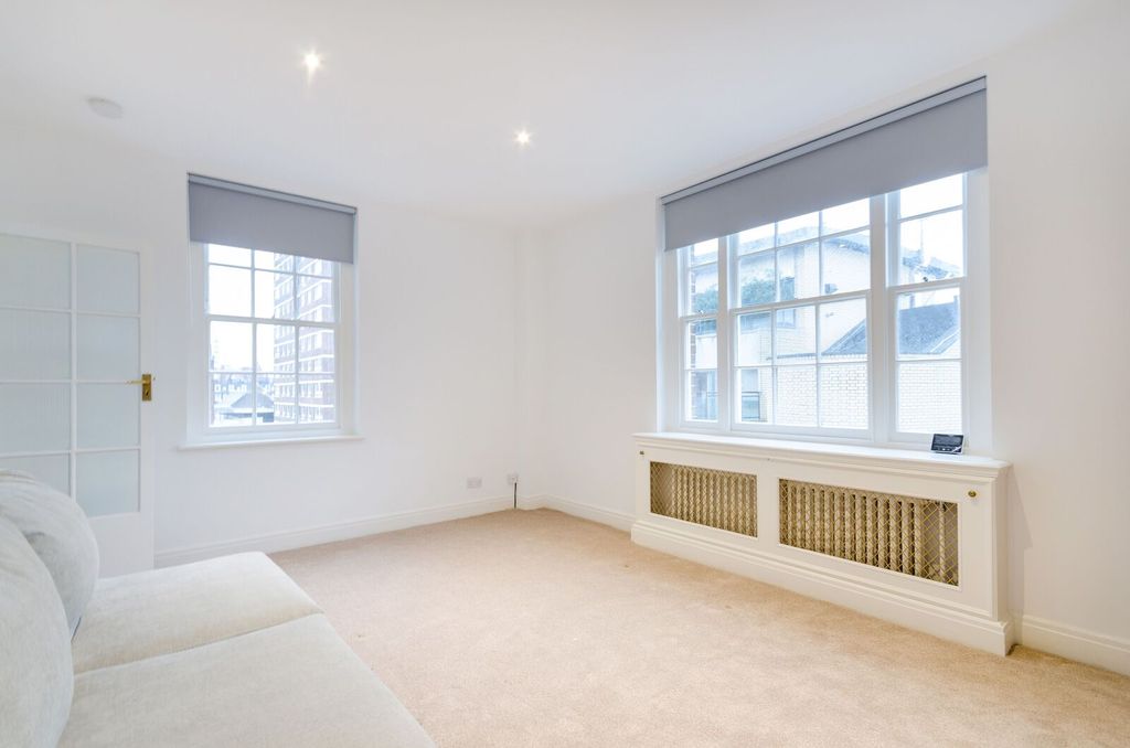Property photo 2 of 5
