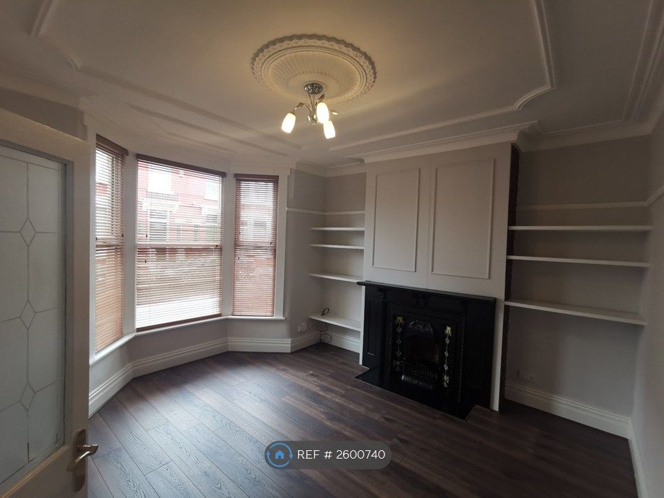 Property photo 3 of 18