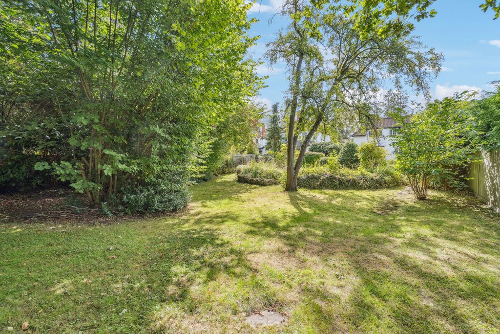 Property photo 3 of 25