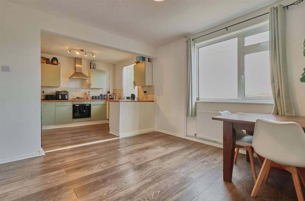 Property photo 2 of 13 Fitted Dining Kitchen