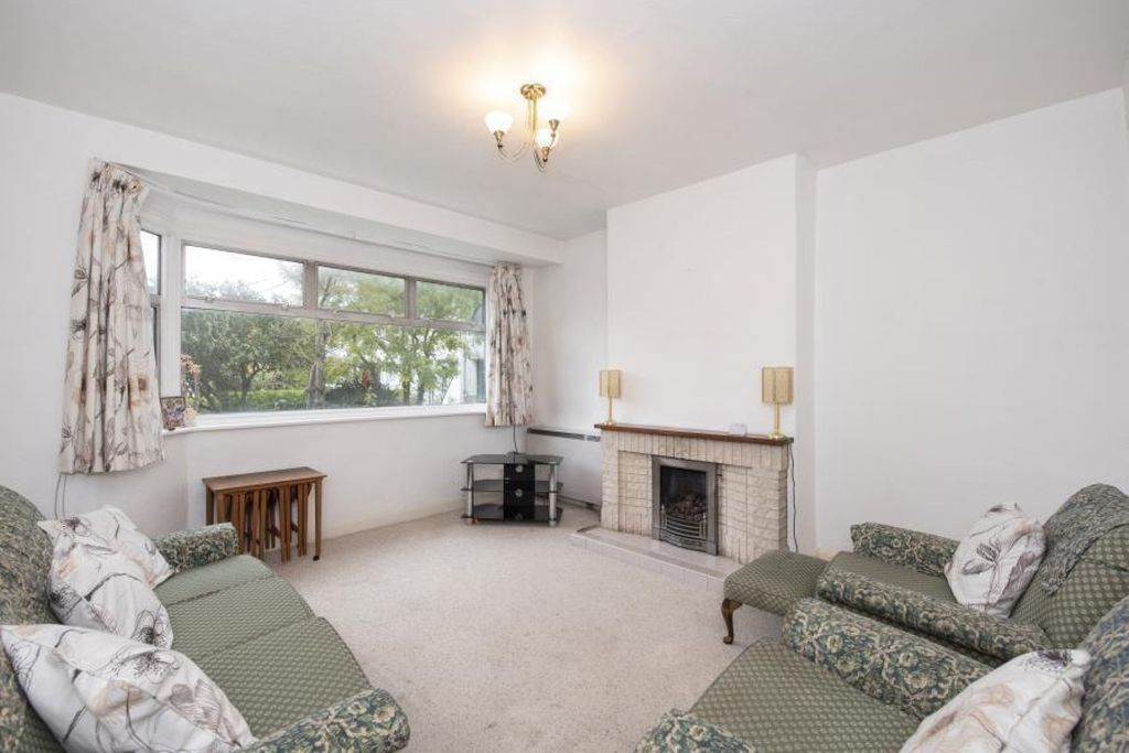 Property photo 1 of 4