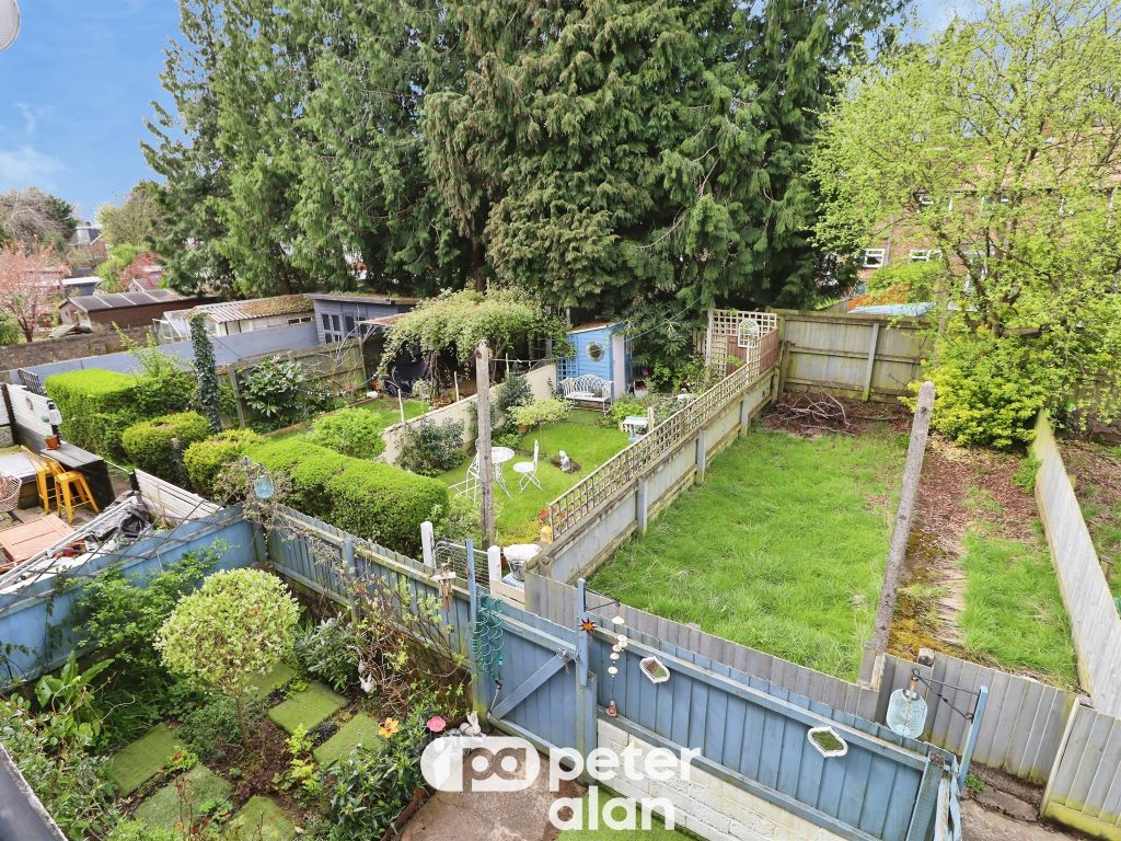 Property photo 2 of 13