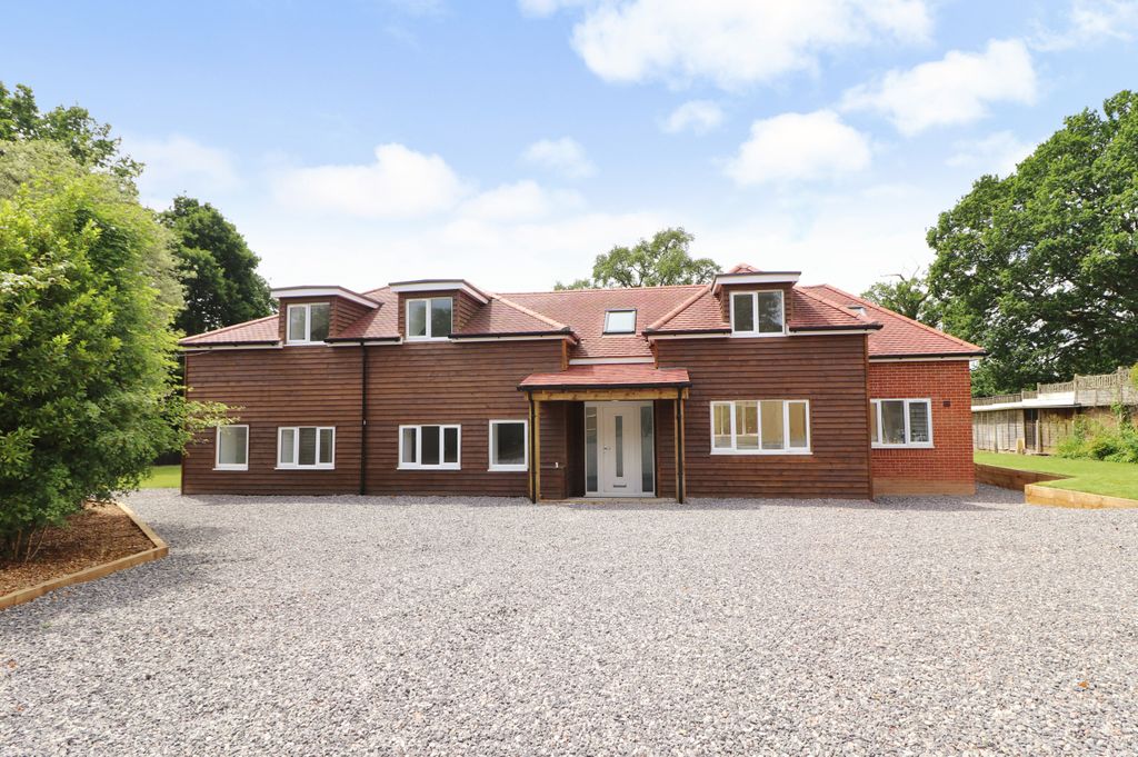 Property photo 1 of 27 Img_7504Dp