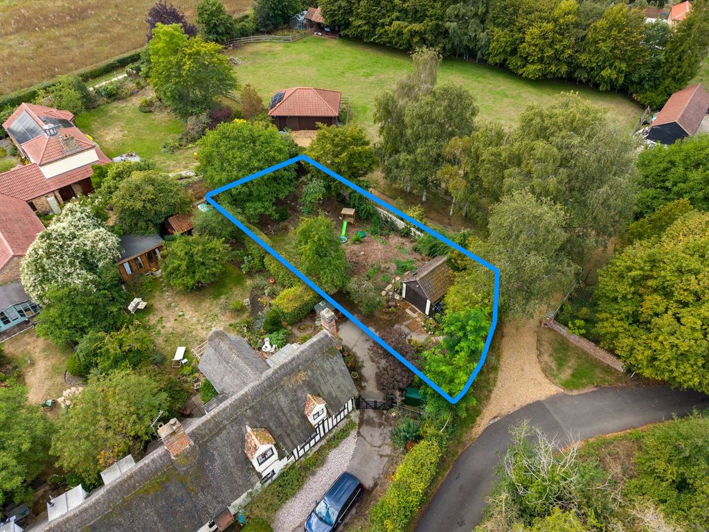 Property photo 2 of 7