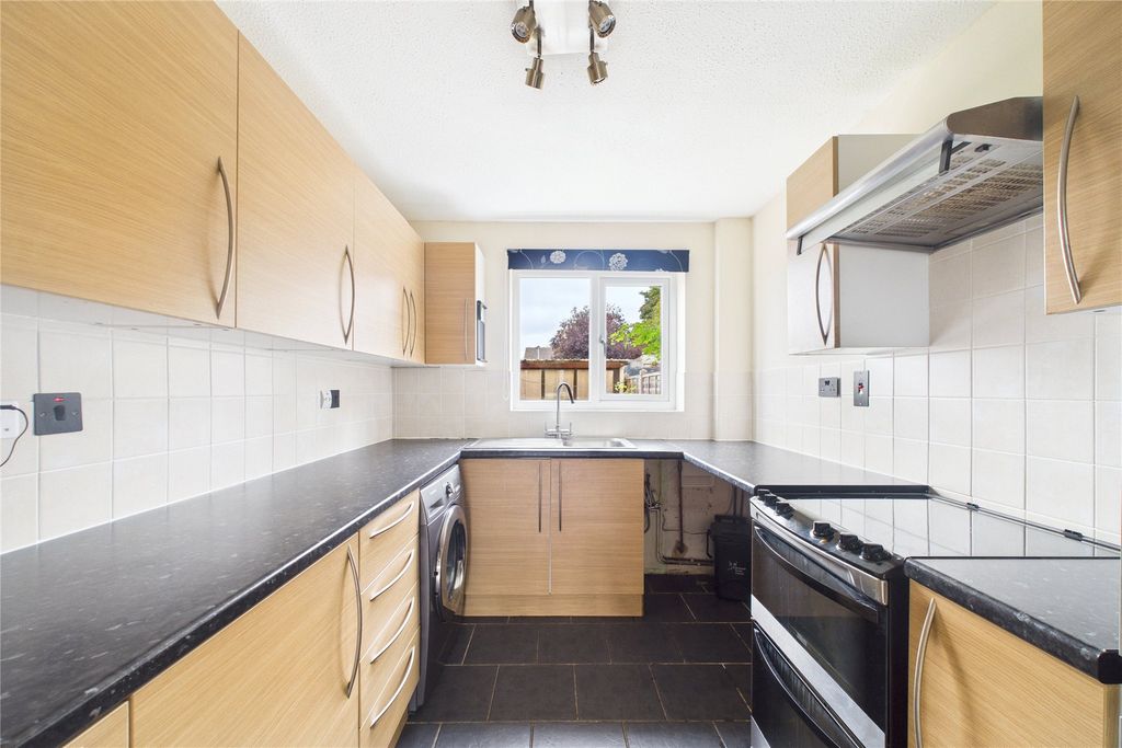 Property photo 2 of 10 Picture No. 04