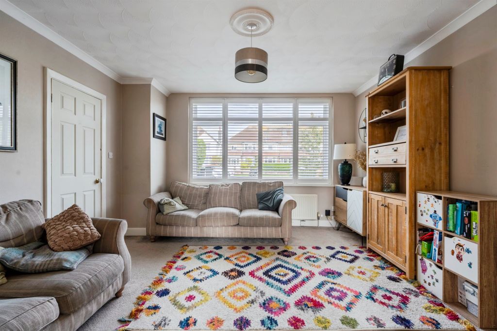 Property photo 2 of 14