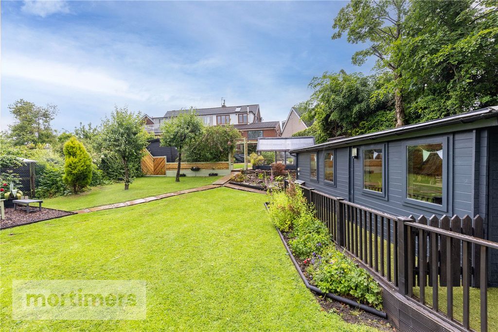 Property photo 3 of 31 Rear Garden
