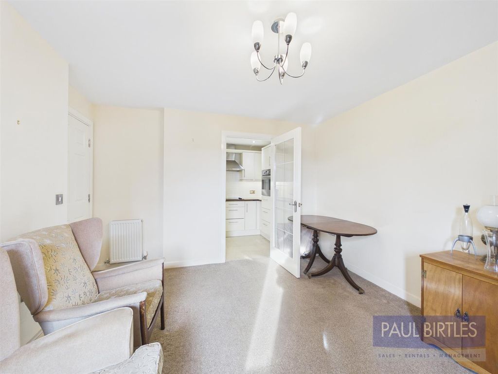 Property photo 2 of 17 Cam01301G0-Pr0725-Still004.Jpg