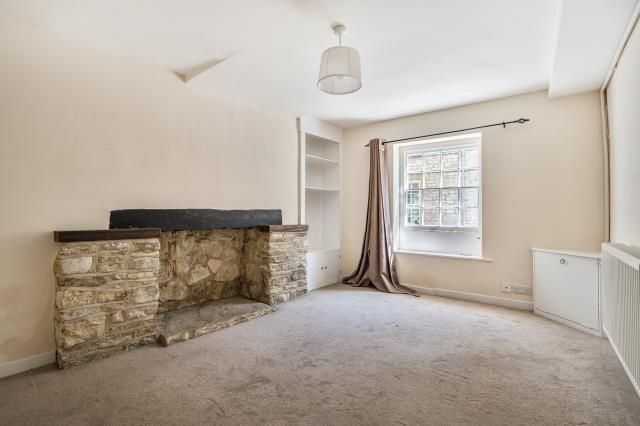 Property photo 3 of 31 Reception Room
