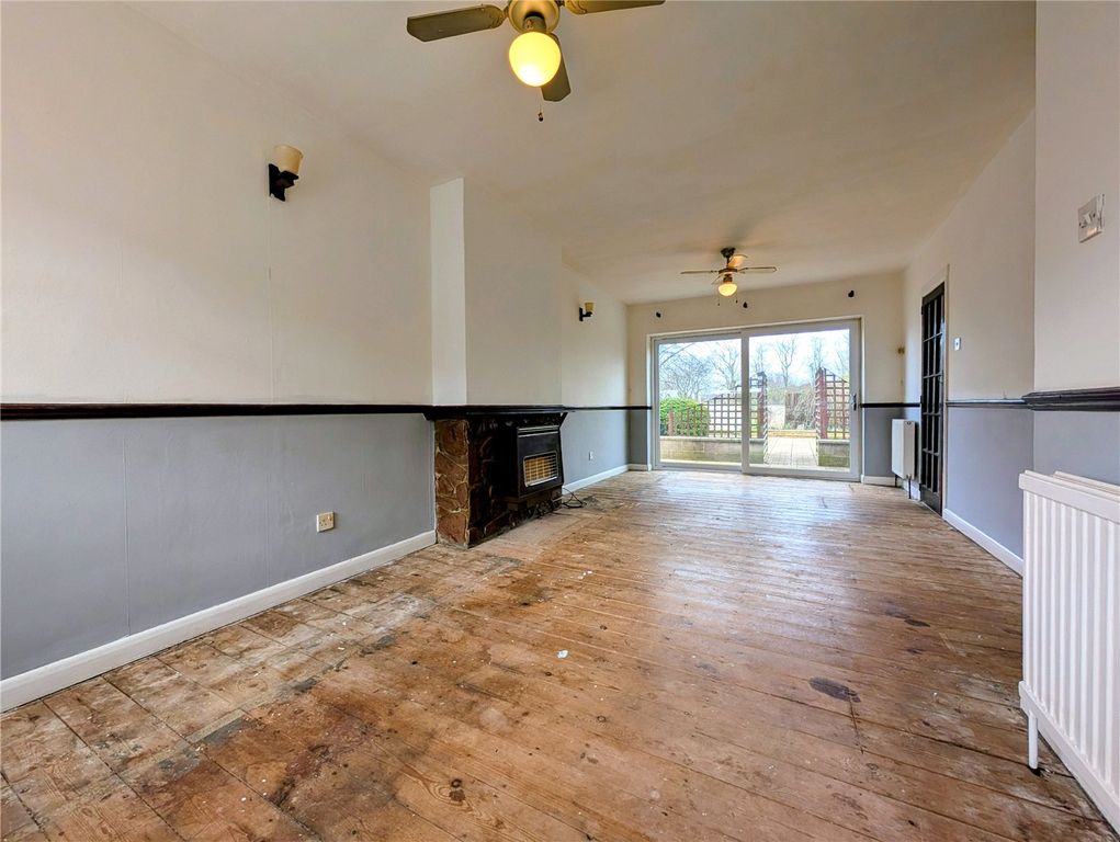 Property photo 3 of 11 Picture No. 29