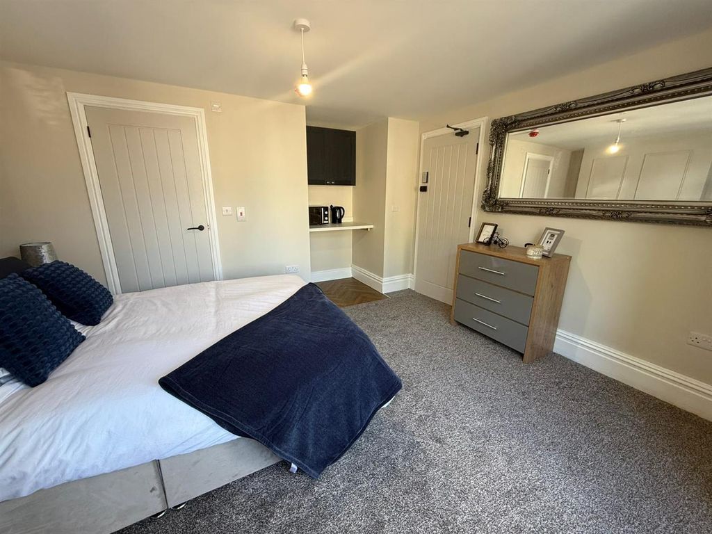 Property photo 1 of 16 Rm1 Stanton1.Jpeg