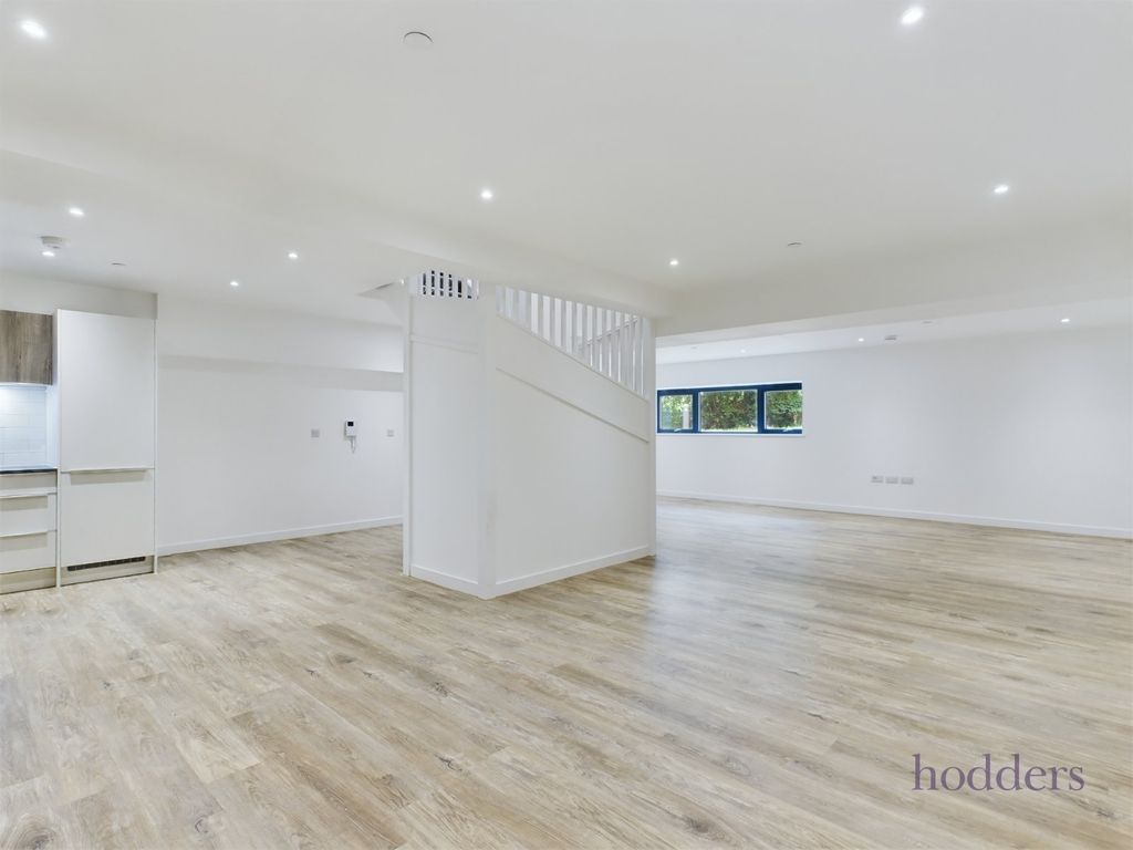 Property photo 3 of 13 Picture No. 05