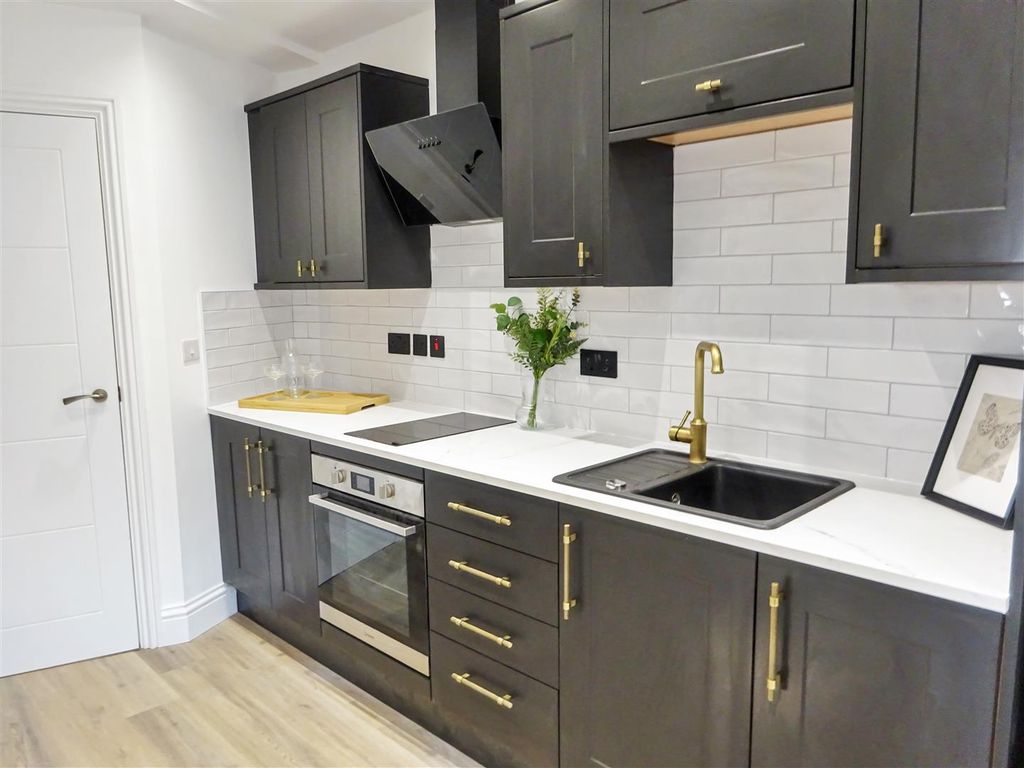 Property photo 3 of 12 Dsc03000.Jpg