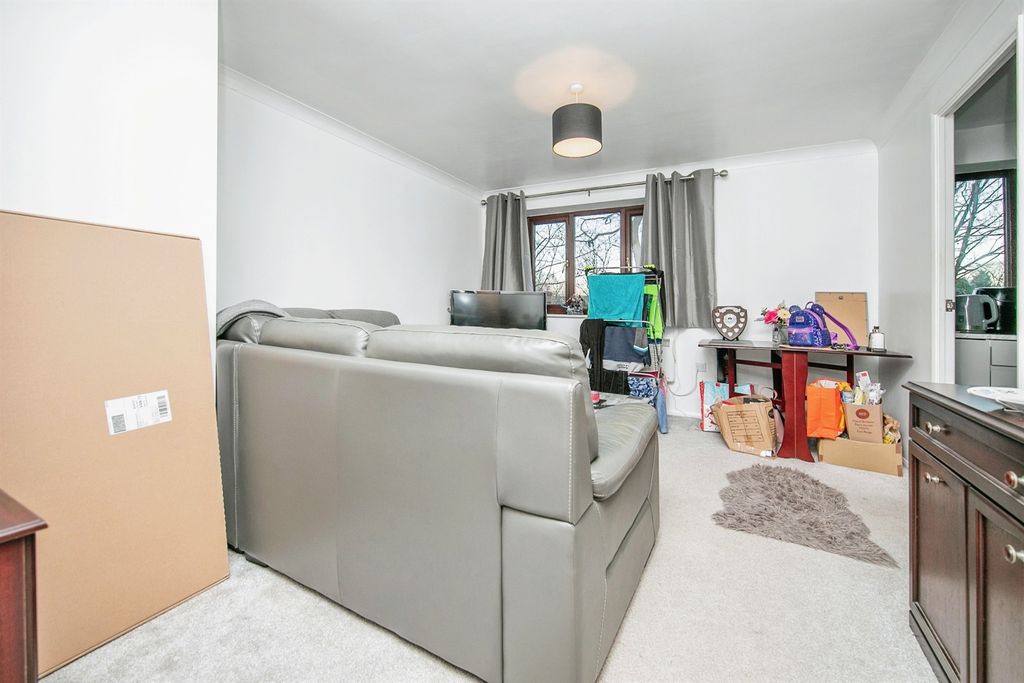 Property photo 3 of 10