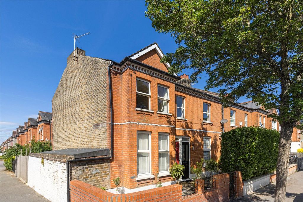 Property photo 1 of 17 Picture No. 05