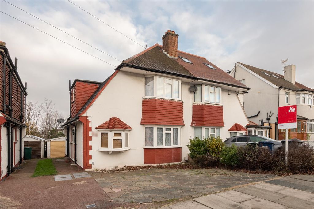 Property photo 1 of 16 Chase Way 16.Jpg